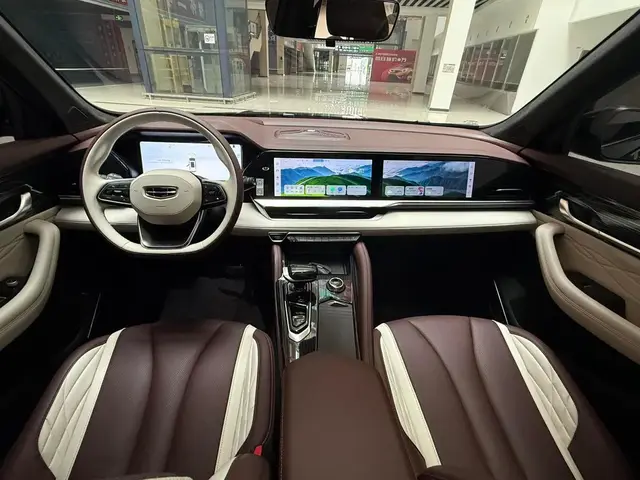 GEELY MONJARO 2022
