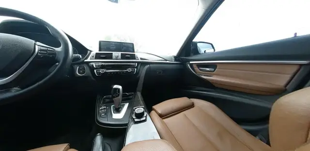 BMW 320I XDRIVE 2016