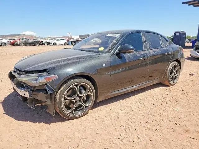 ALFA ROMEO GIULIA SUPER 2022