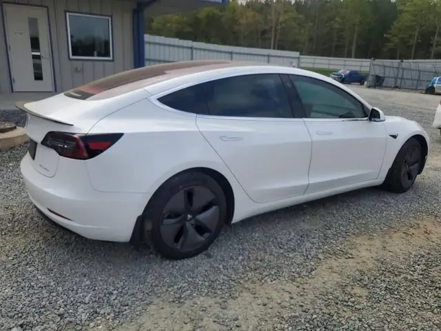 TESLA MODEL 3 2018