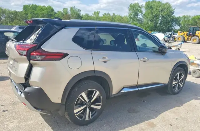 NISSAN ROGUE PLATINUM 2022