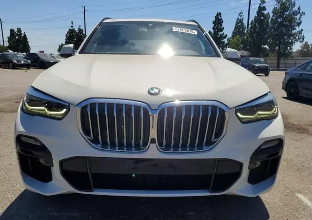 BMW X5 ПАНОРАМНАЯ КРЫША ПРЕМИАЛЬНАЯ ОПТИКА ЦИФРОВАЯ ПРИБОРНАЯ ПАНЕЛЬ LIVE COCKPIT КЛИМАТ-КОНТРОЛЬ ЭЛЕКТРОПР 2020