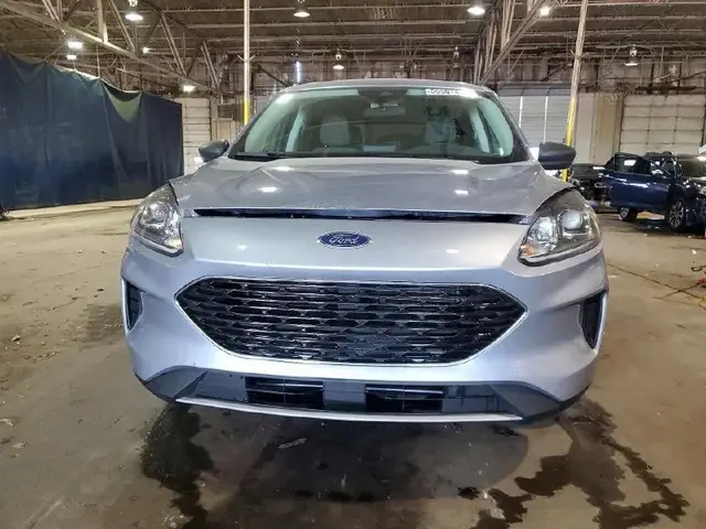 FORD ESCAPE SE 2022