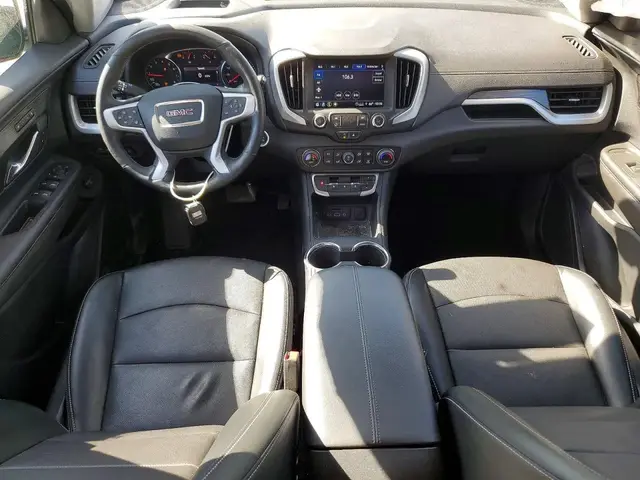 GMC TERRAIN SLT 2023