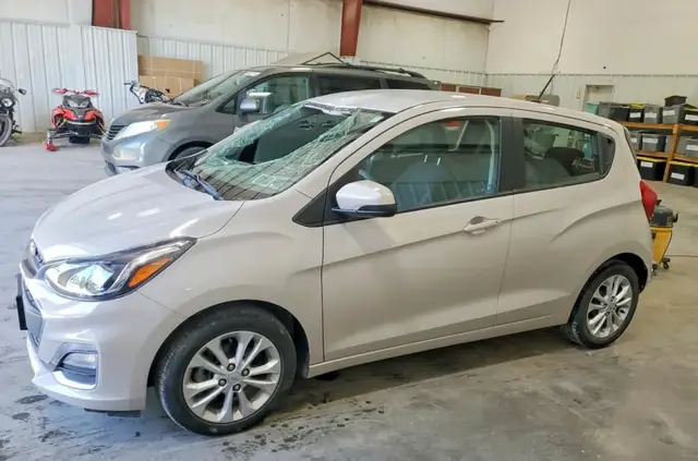 CHEVROLET SPARK 1LT 2021
