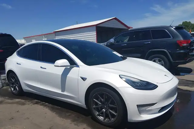 TESLA MODEL 3 LONG RANGE/PERFORMANCE 2019