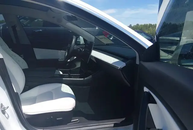 TESLA MODEL 3 LONG RANGE/PERFORMANCE 2019
