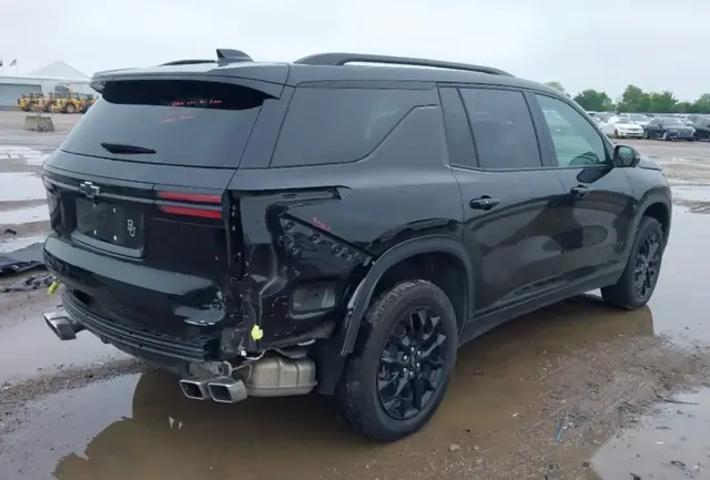 CHEVROLET TRAVERSE LT 2024