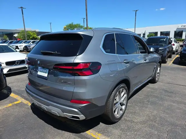 BMW X5 SPORTS ACTIVITY VEHICLE 2024