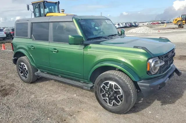 FORD BRONCO OUTER BANKS 2024