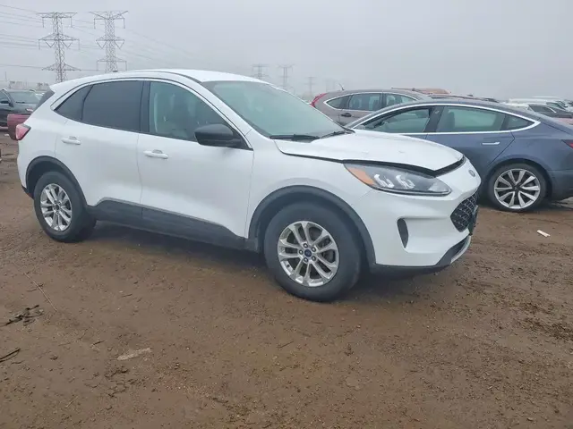 FORD ESCAPE SE 2022