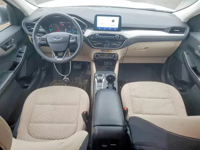 FORD ESCAPE SE 2022