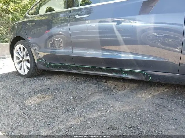TESLA MODEL 3 2018