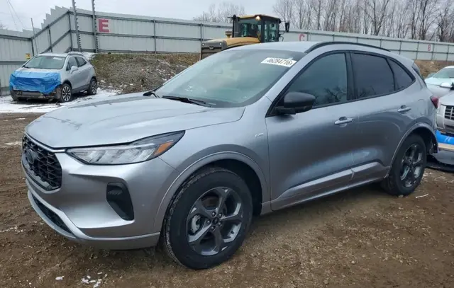 FORD ESCAPE ST-LINE 2024