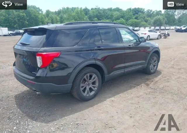 FORD EXPLORER XLT 2021
