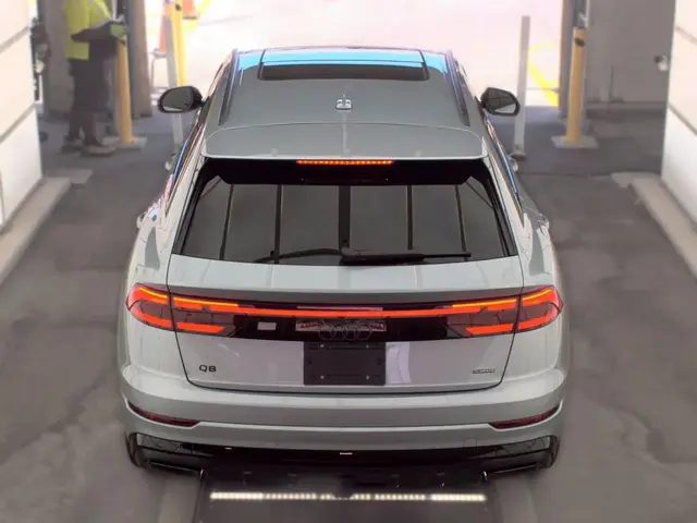 AUDI Q8 PREMIUM 2025