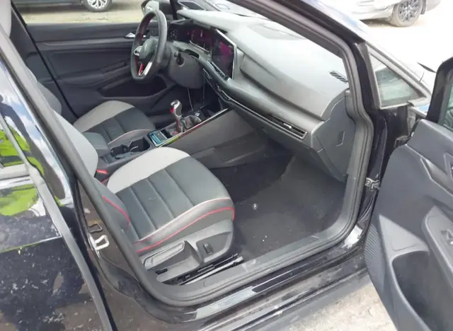 VOLKSWAGEN GOLF GTI AUTOBAHN 2023