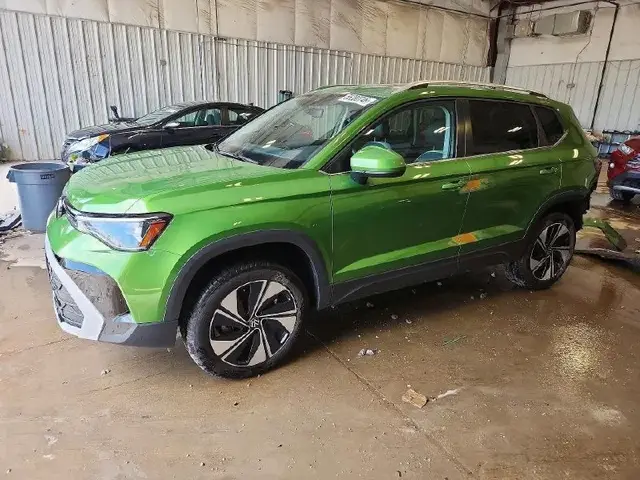 VOLKSWAGEN TAOS SE 2025