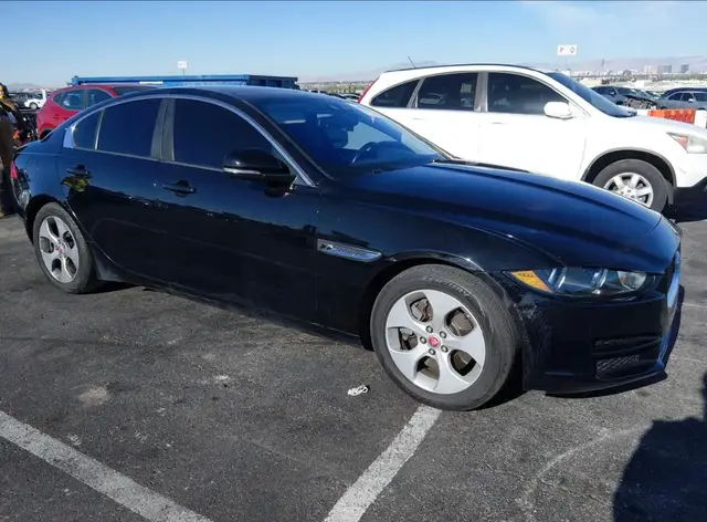 JAGUAR XE 25T 2018