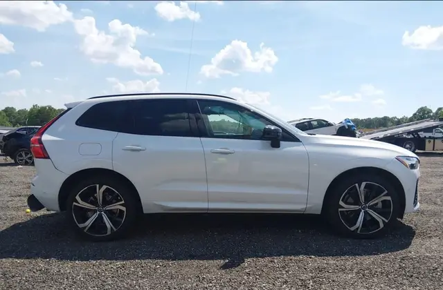 VOLVO XC60 B6 ULTIMATE DARK 2023