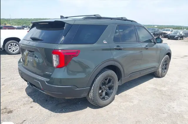 FORD EXPLORER TIMBERLINE 2023