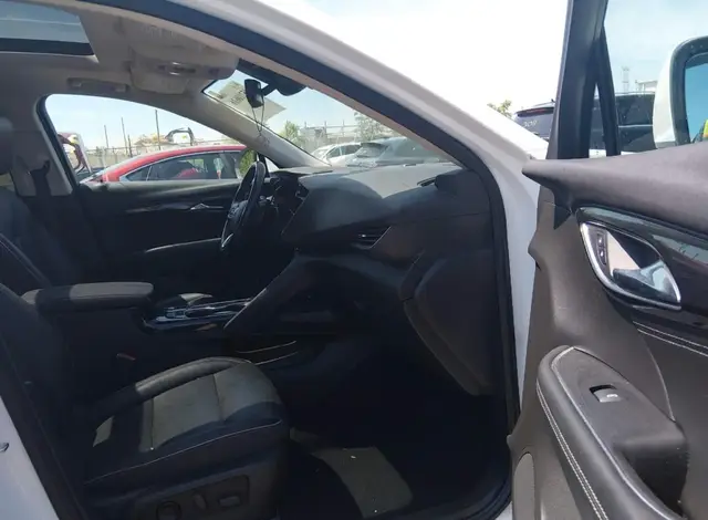 BUICK ENVISION ESSENCE 2022