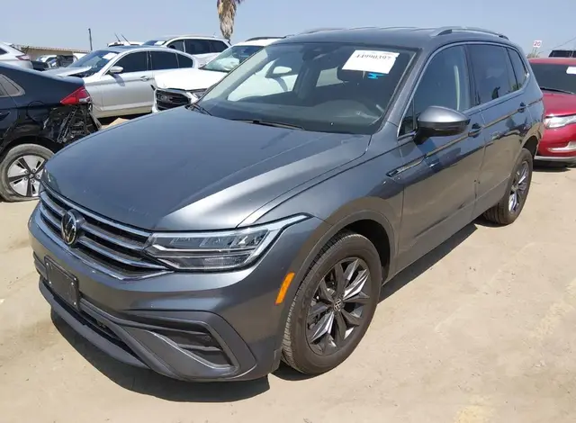 VOLKSWAGEN TIGUAN SE 2023