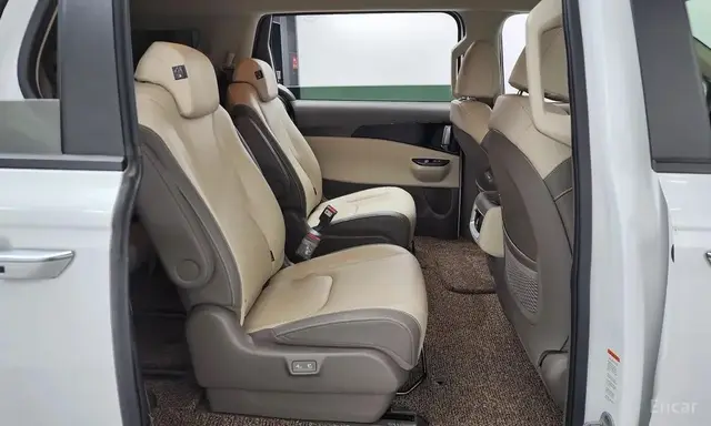 KIA CARNIVAL PRESTIGE 2022