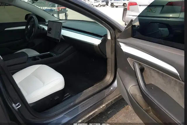 TESLA MODEL 3 REAR-WHEEL 2022