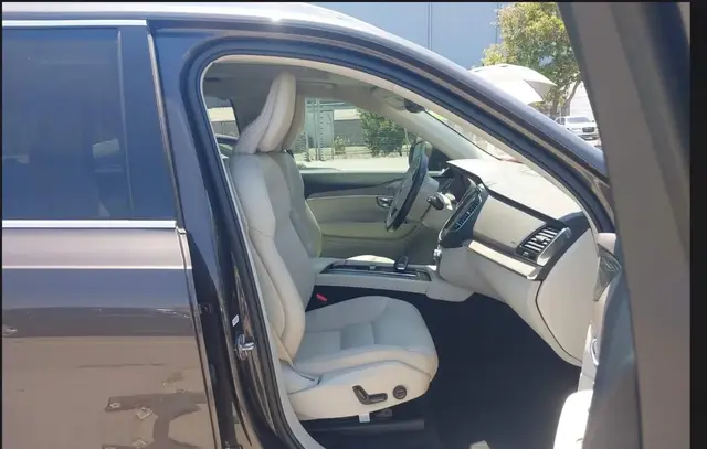 VOLVO XC90 B6 PLUS 7-SEATER 2023