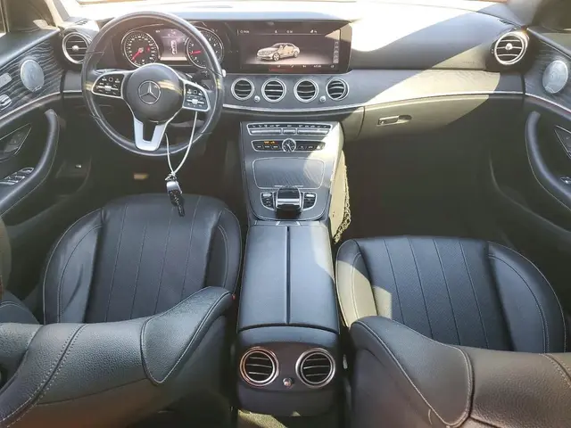 MERCEDES-BENZ E-CLASS E 300 2019