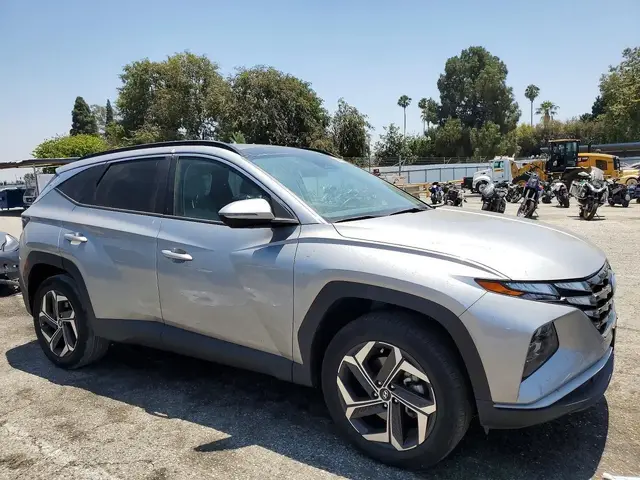 HYUNDAI TUCSON SEL CONVENIENCE 2023