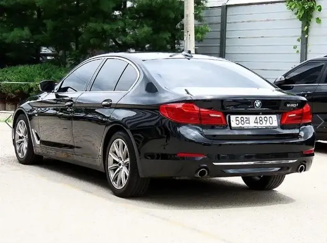 BMW G30 520I SDRIVE LUXURY 2018