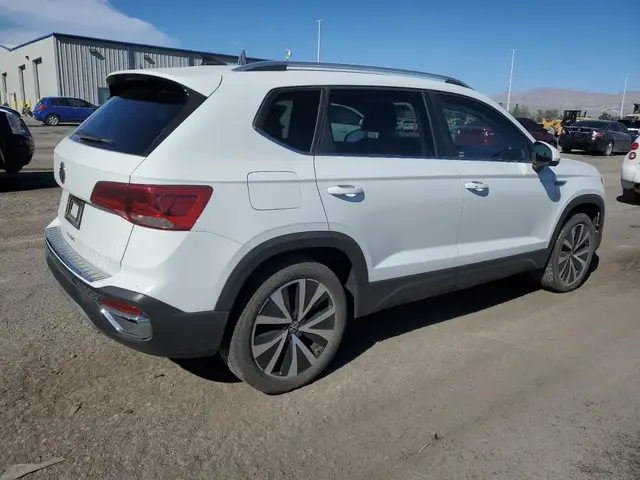 VOLKSWAGEN TAOS SE 2023