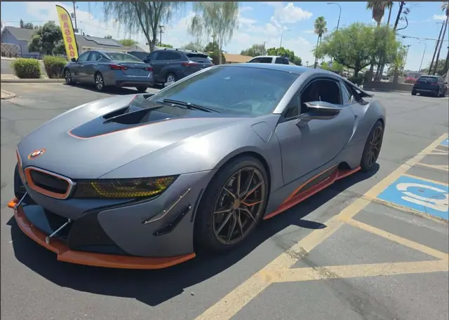 BMW I8 TERA WORLD 2016