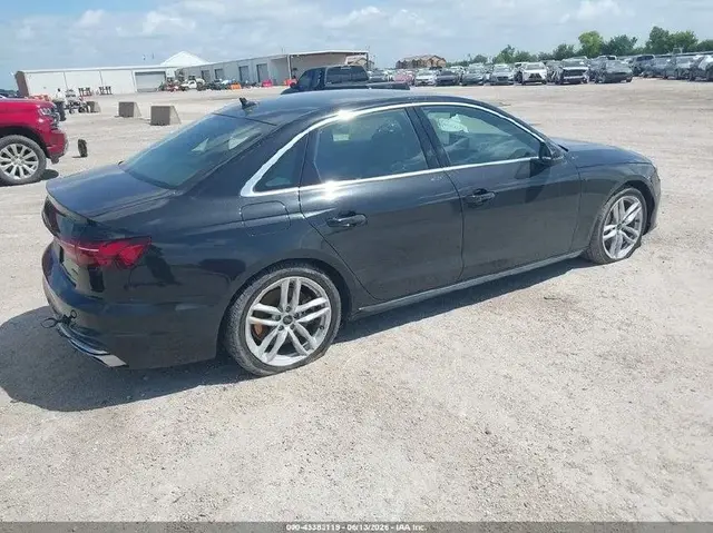 AUDI A4 PREMIUM PLUS 2024