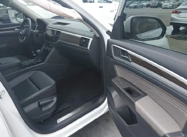 VOLKSWAGEN ATLAS SE 2022
