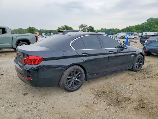 BMW 528 XI 2015