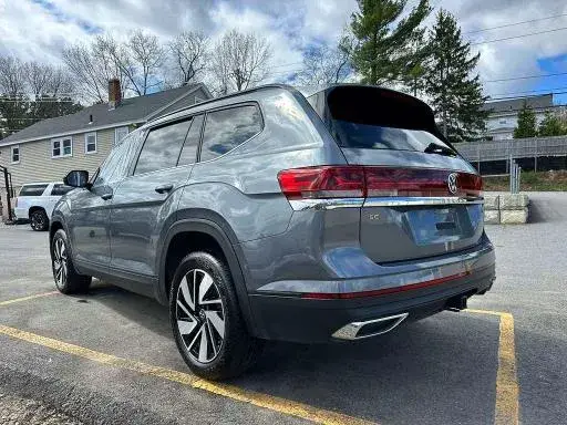 VOLKSWAGEN ATLAS SE 2025