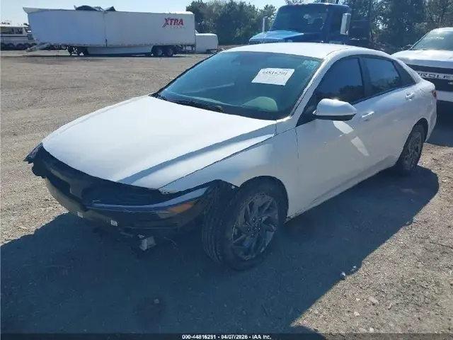 HYUNDAI ELANTRA SEL 2024