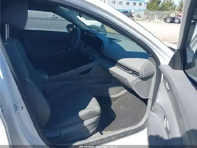 HYUNDAI ELANTRA SEL 2024