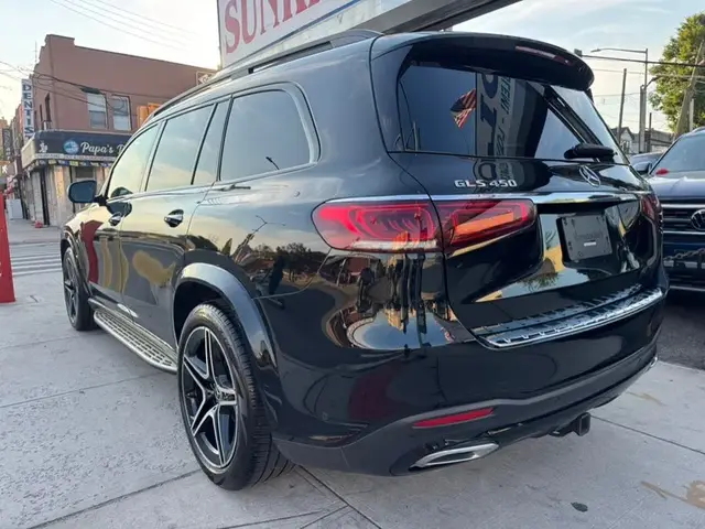 MERCEDES-BENZ GLS 2022