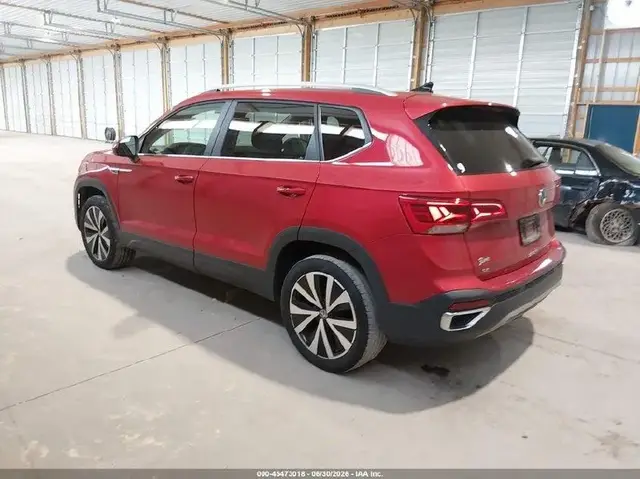 VOLKSWAGEN TAOS SE 2022