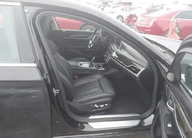 BMW 7 SERIES КОМФОРТ САЛОН С МАССАЖЕМ И ВЕНТИЛЯЦИЕЙ 2018