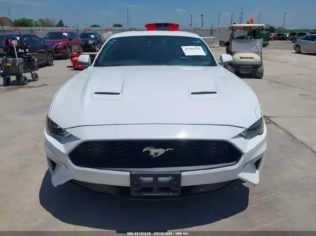 FORD MUSTANG 2023