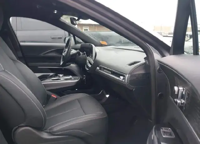 CADILLAC LYRIQ LUXURY 2023
