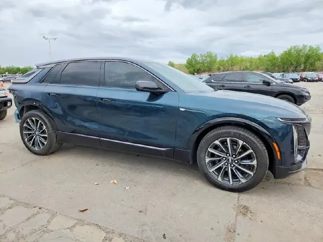 CADILLAC LYRIQ SPORT 2024