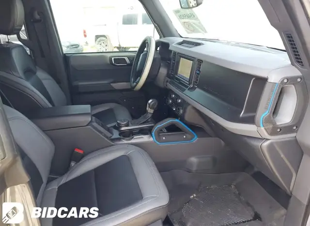 FORD BRONCO BLACK DIAMOND 2023