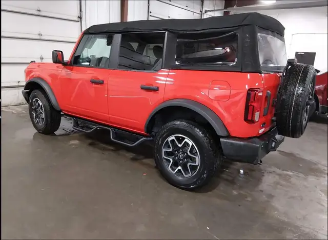 FORD BRONCO 2023