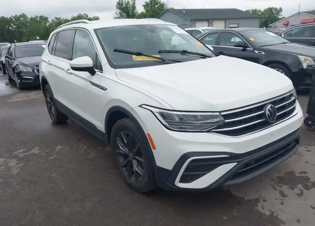 VOLKSWAGEN TIGUAN SE 2022